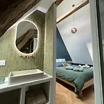 Piscine Chauffée, Centre, Maison Atypique * Rouen