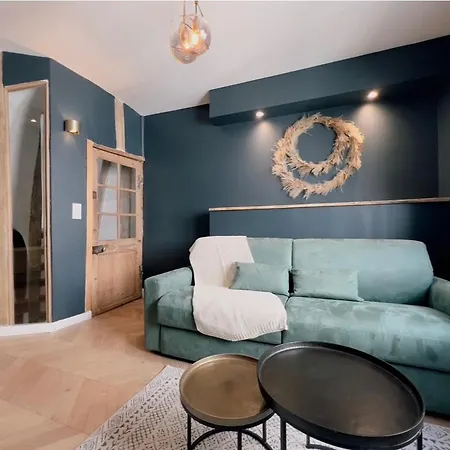 בית נופש Piscine Chauffee, Centre, Maison Atypique *