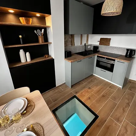 בית נופש Piscine Chauffee, Centre, Maison Atypique רואן