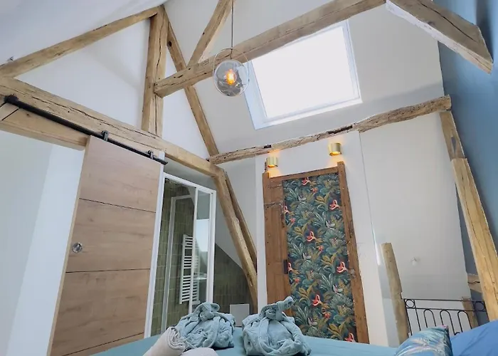 Piscine Chauffee, Centre, Maison Atypique