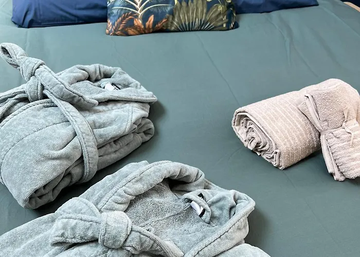 Piscine Chauffee, Centre, Maison Atypique 度假居 *