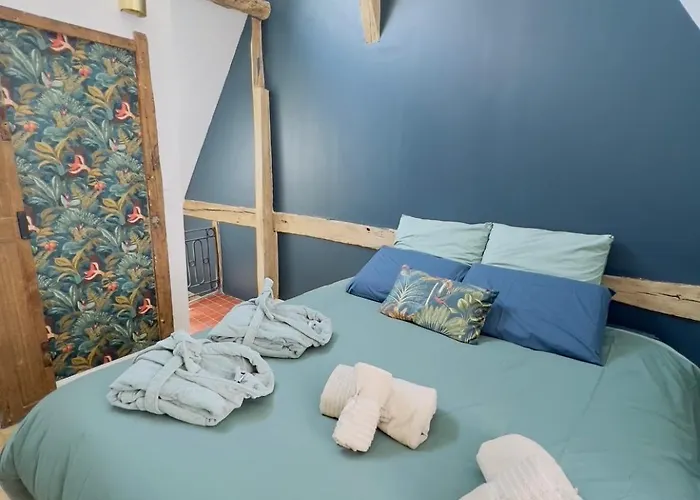 Piscine Chauffee, Centre, Maison Atypique *